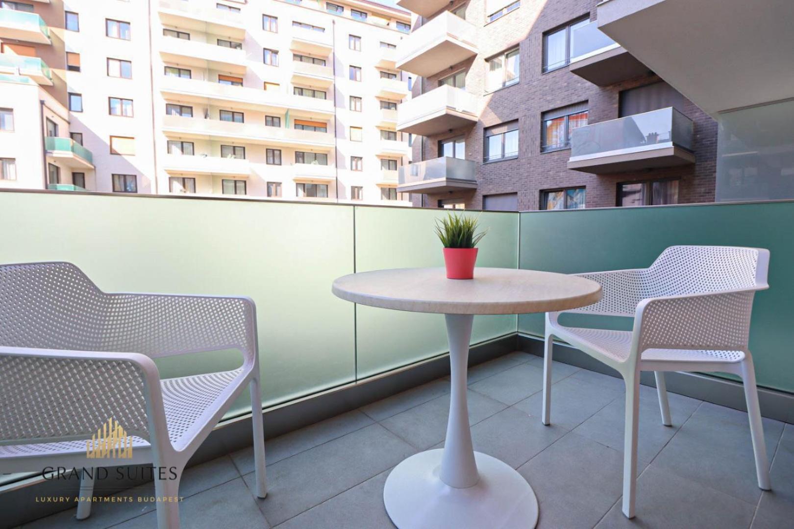 Grand Suites Promenade Budapeste Exterior foto