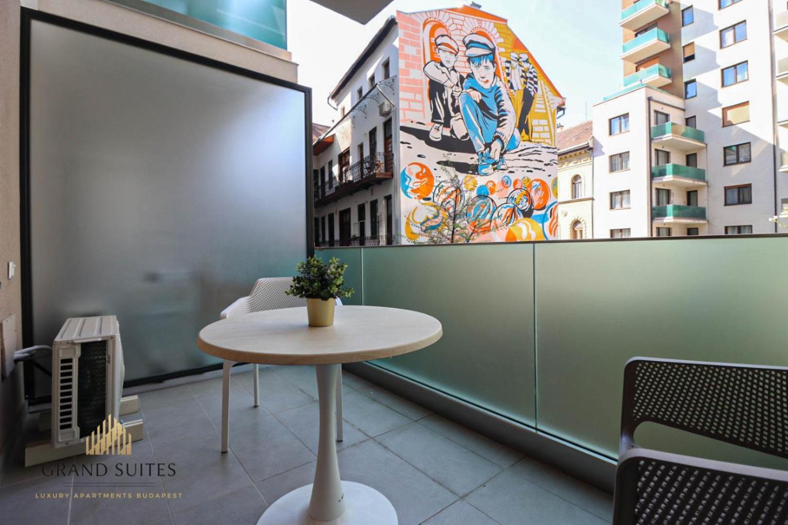 Grand Suites Promenade Budapeste Exterior foto