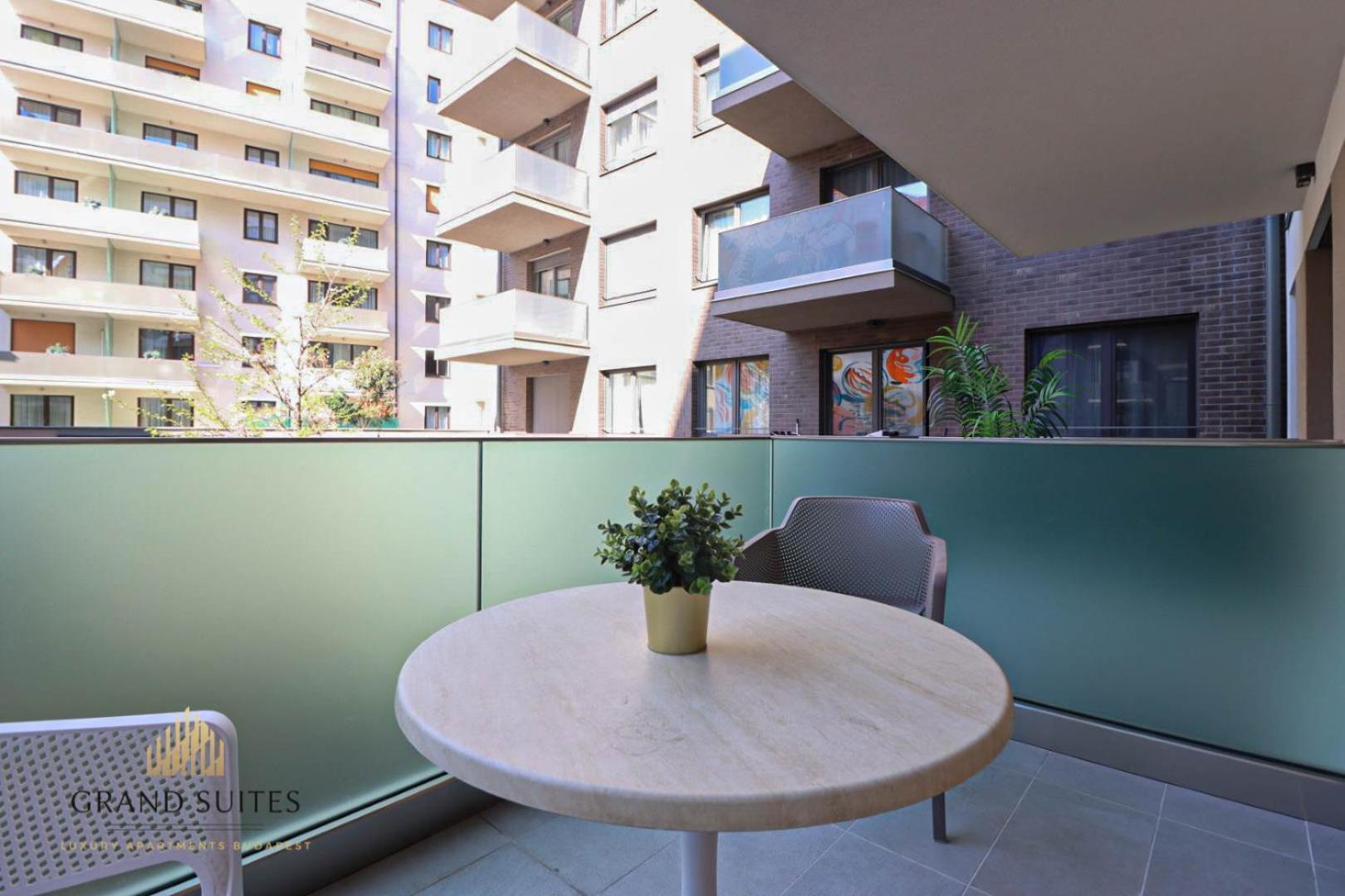 Grand Suites Promenade Budapeste Exterior foto