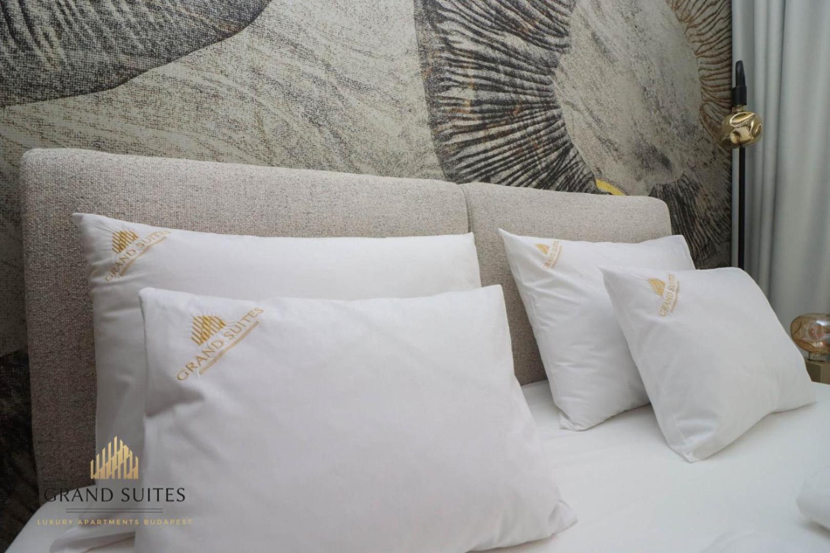 Grand Suites Promenade Budapeste Exterior foto