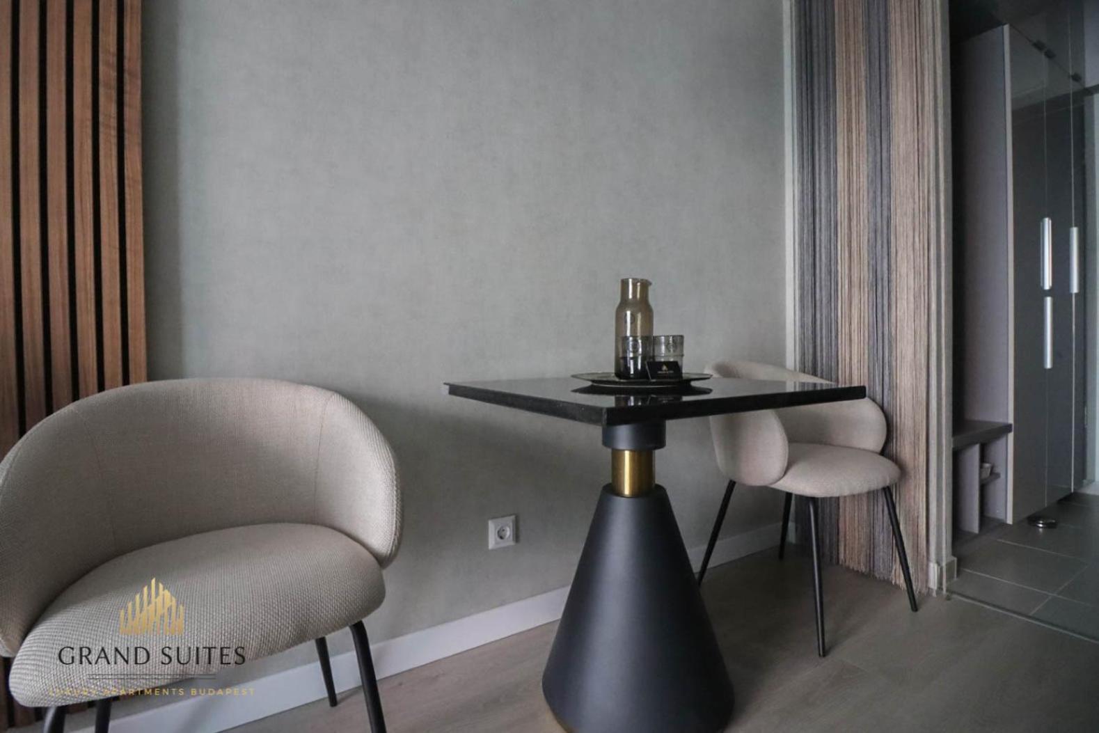 Grand Suites Promenade Budapeste Exterior foto